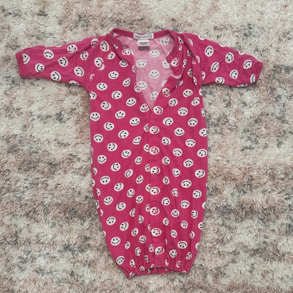 Baby Steps Fuchsia Smiley Face Footie